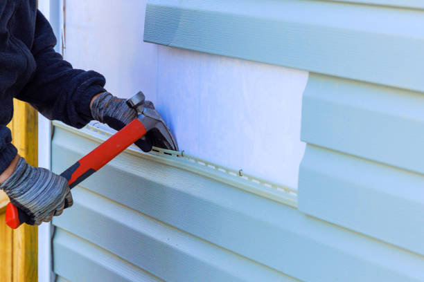 Reliable Emergency Siding Repair contractor in Wedgefield, SC by Creative Siding